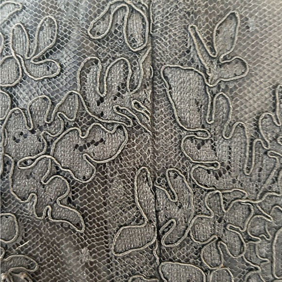 Botondi Milano Lace Dress - Picture 7 of 9